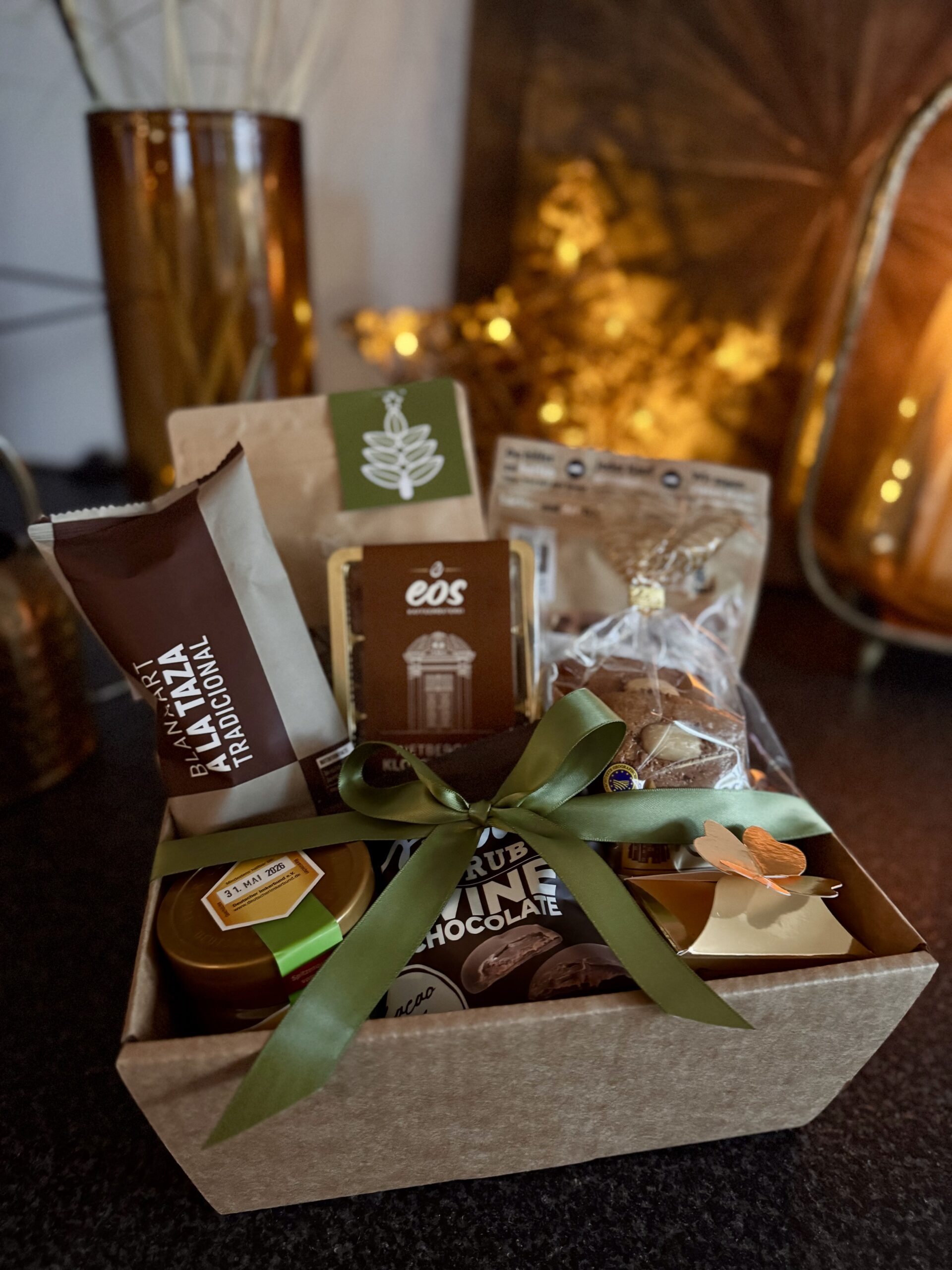 Präsentkorb "Knabberei und Koffein Komplott"